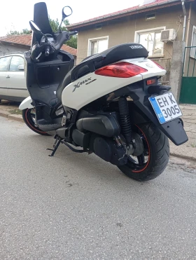 Yamaha Black X-Max 250 | Auto.bg — изображение 3