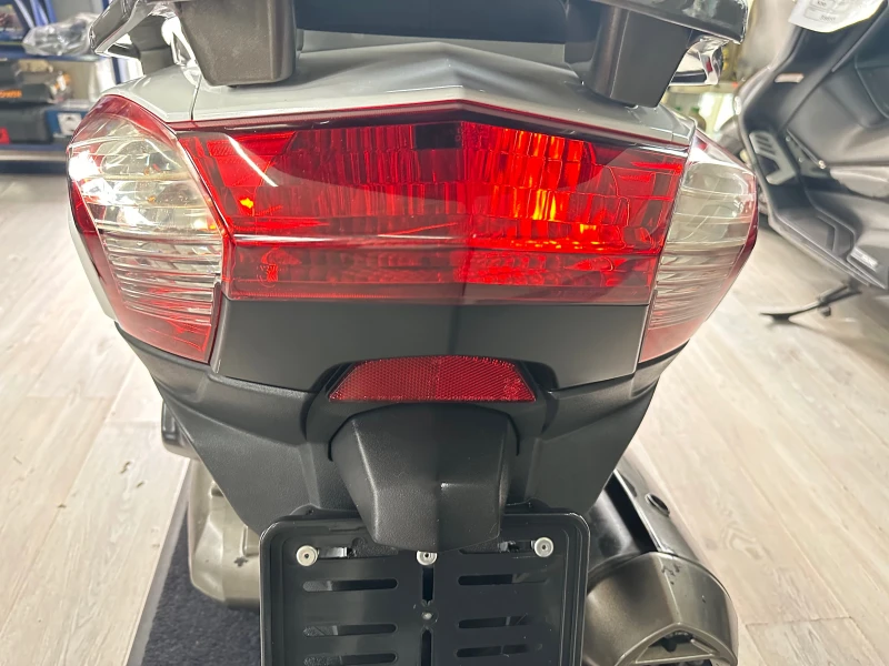 Kymco Downtown 300i 09.2013г., снимка 3 - Мотоциклети и мототехника - 51894765