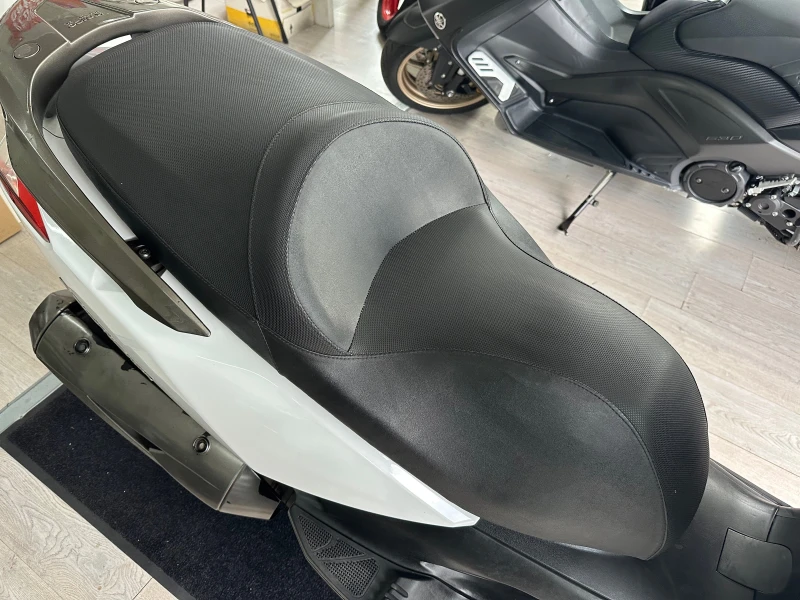 Kymco Downtown 300i 09.2013г., снимка 14 - Мотоциклети и мототехника - 51894765