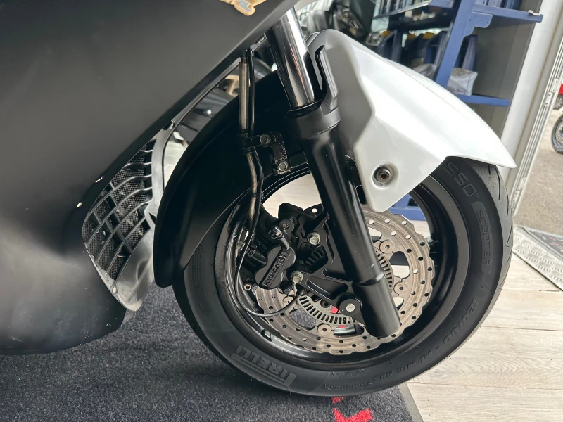 Kymco Downtown 300i 09.2013г., снимка 11 - Мотоциклети и мототехника - 51894765