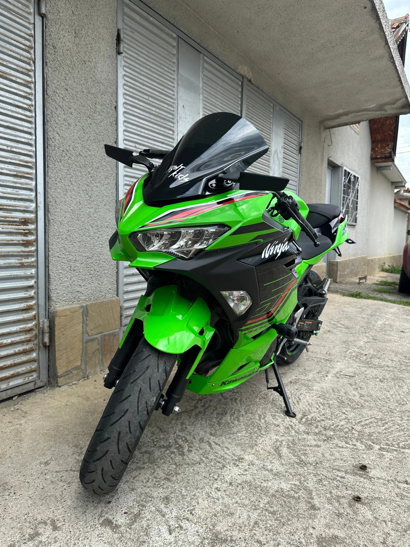 Kawasaki Ninja 400i ABS - A2, снимка 12 - Мотоциклети и мототехника - 54395269