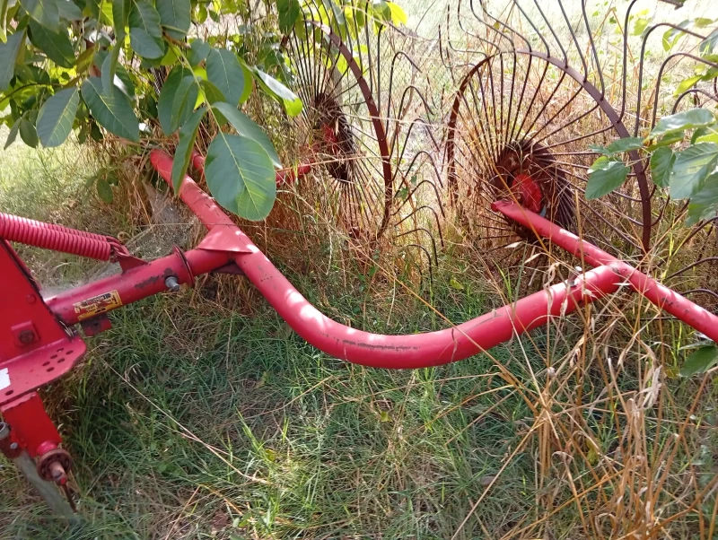 Сенообръщачка Друга марка, снимка 3 - Селскостопанска техника - 51966875