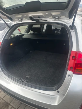Toyota Auris, снимка 5