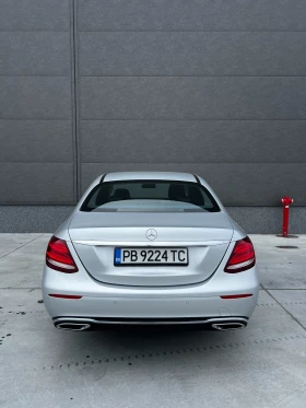 Mercedes-Benz E 220, снимка 6