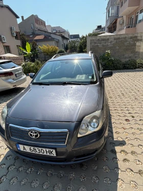 ������ Toyota Avensis