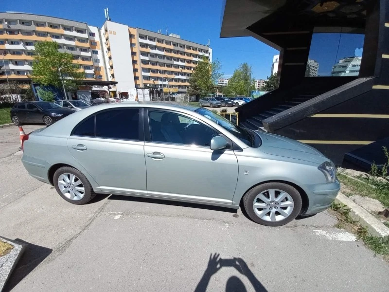 Toyota Avensis, снимка 4 - Автомобили и джипове - 46932331