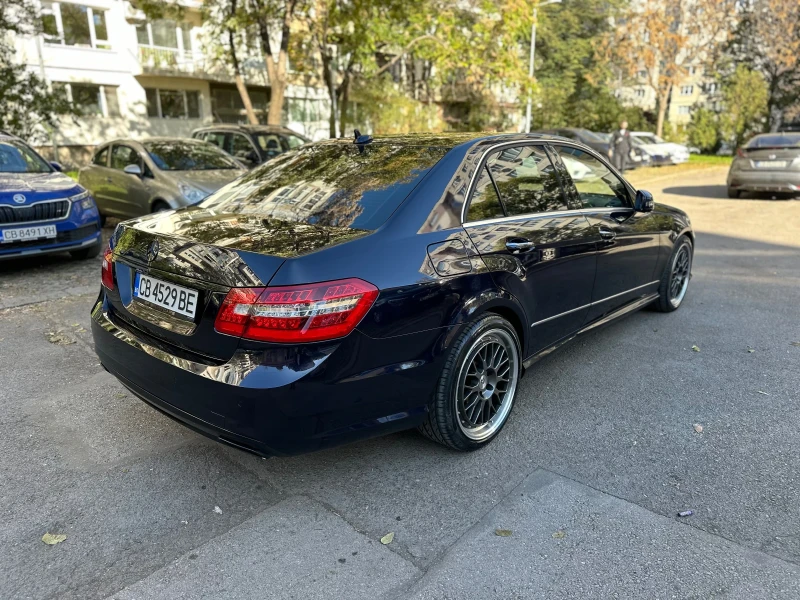 Mercedes-Benz E 500, снимка 5 - Автомобили и джипове - 47652347