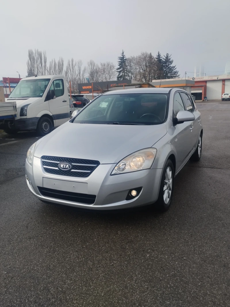 Kia Ceed 1.6 benzin , снимка 3 - Автомобили и джипове - 48497713