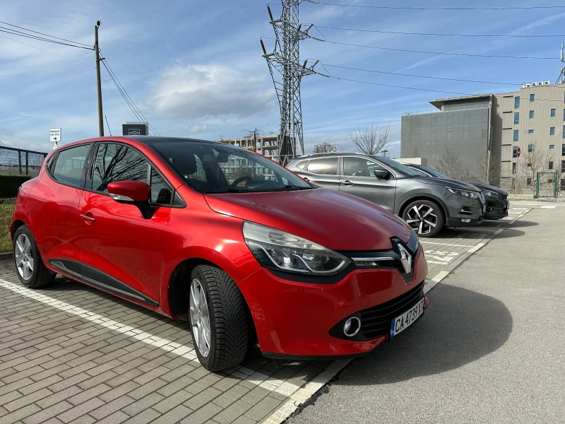 Renault Clio, снимка 2 - Автомобили и джипове - 49494176