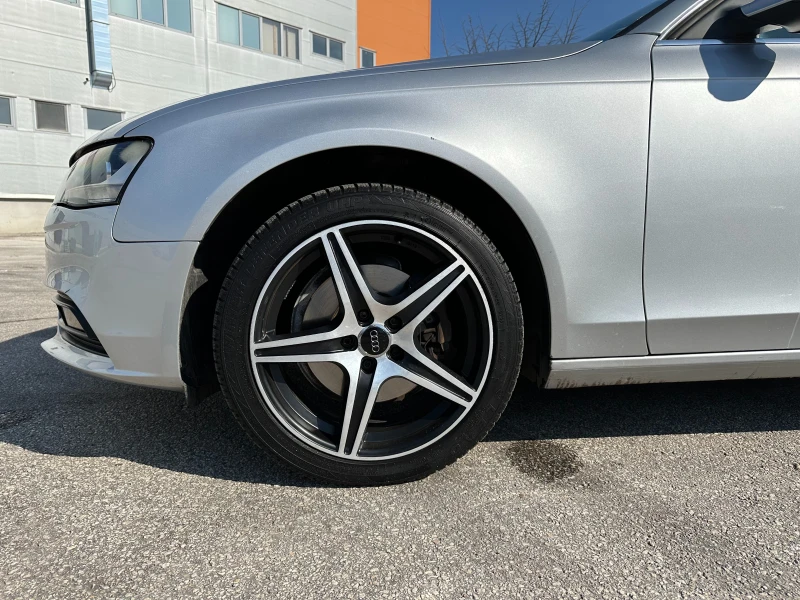 Audi A4 2.0TDI Автомат, снимка 9 - Автомобили и джипове - 49220303