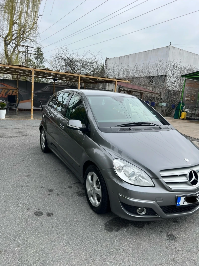 Mercedes-Benz B 180, снимка 3 - Автомобили и джипове - 49605077