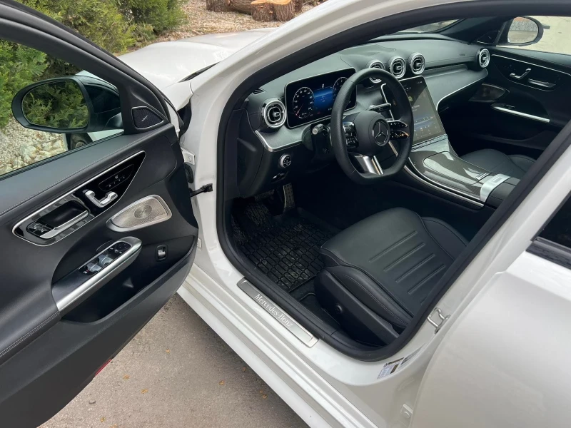 Mercedes-Benz C 300, снимка 9 - Автомобили и джипове - 52328027