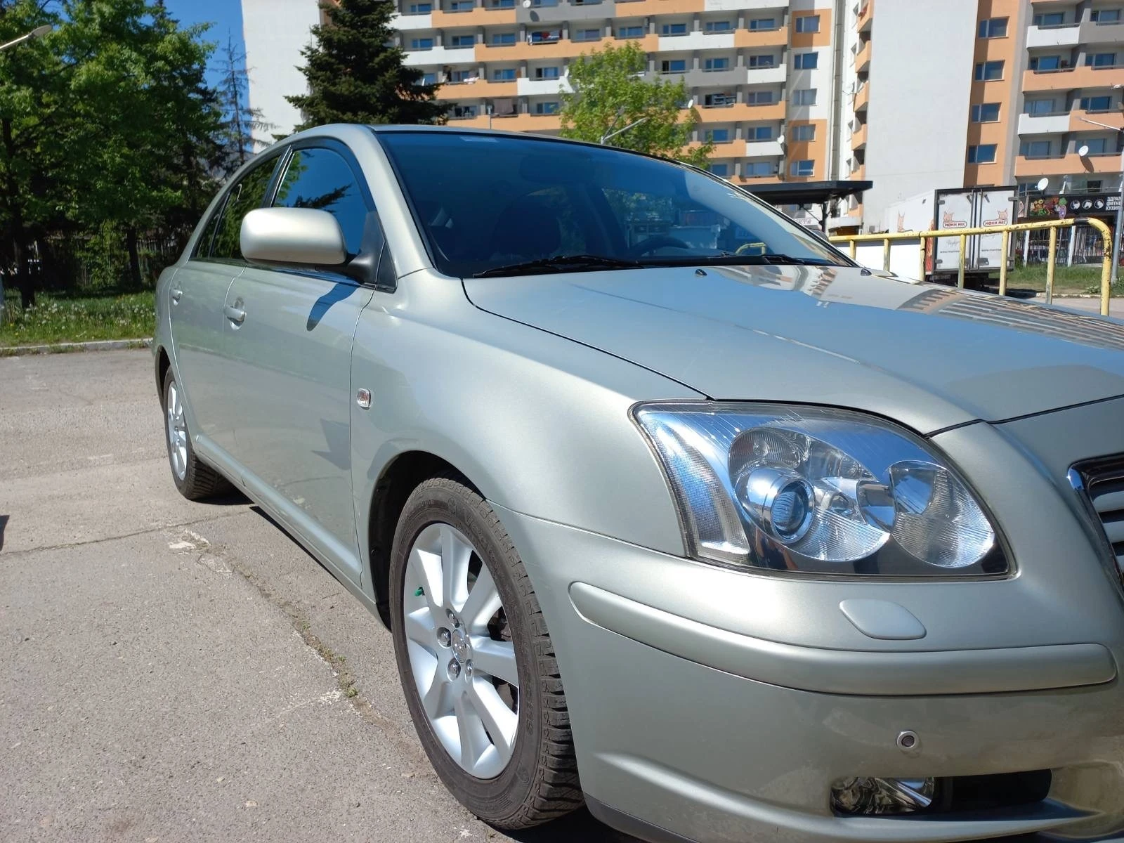 Toyota Avensis  - изображение 3