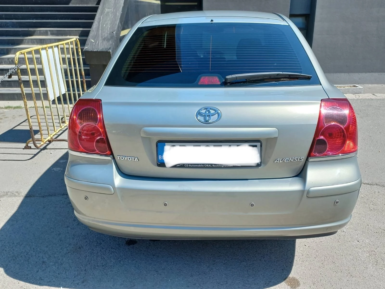 Toyota Avensis  - изображение 7