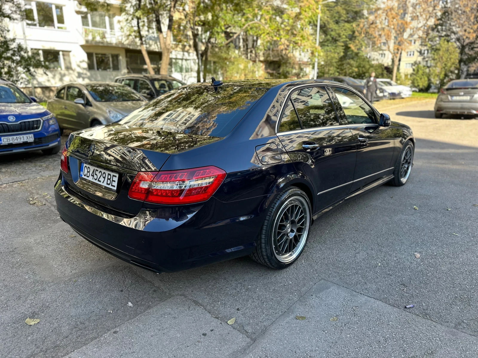 Mercedes-Benz E 500  - изображение 5