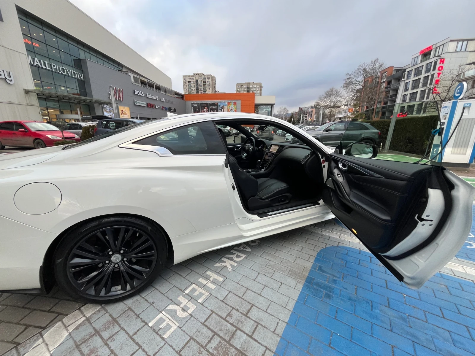 Infiniti Q 60 - изображение 7