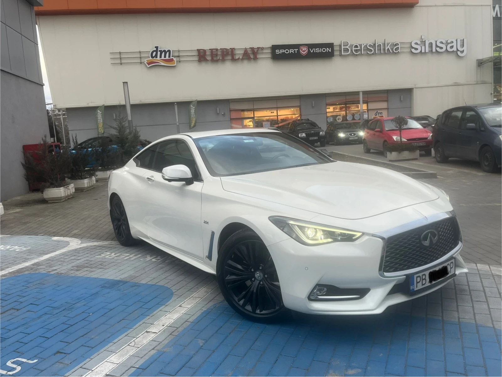 Infiniti Q 60 - изображение 2