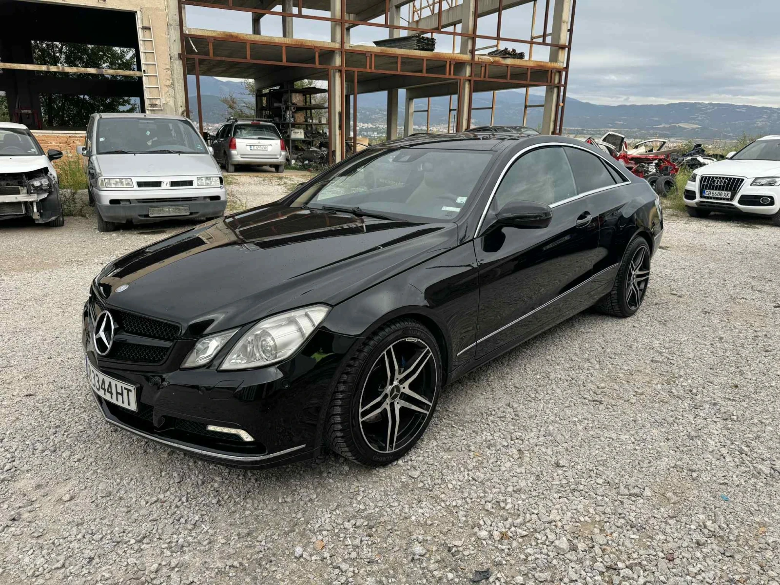 Mercedes-Benz E 350 AMG PAKET - изображение 2