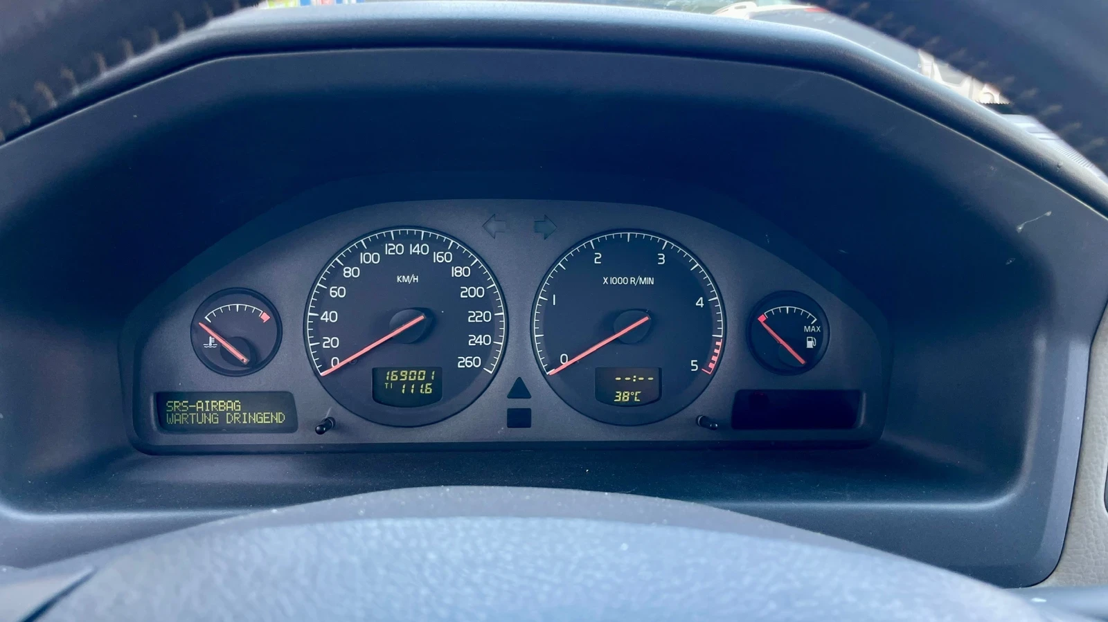 Volvo S60  - изображение 7
