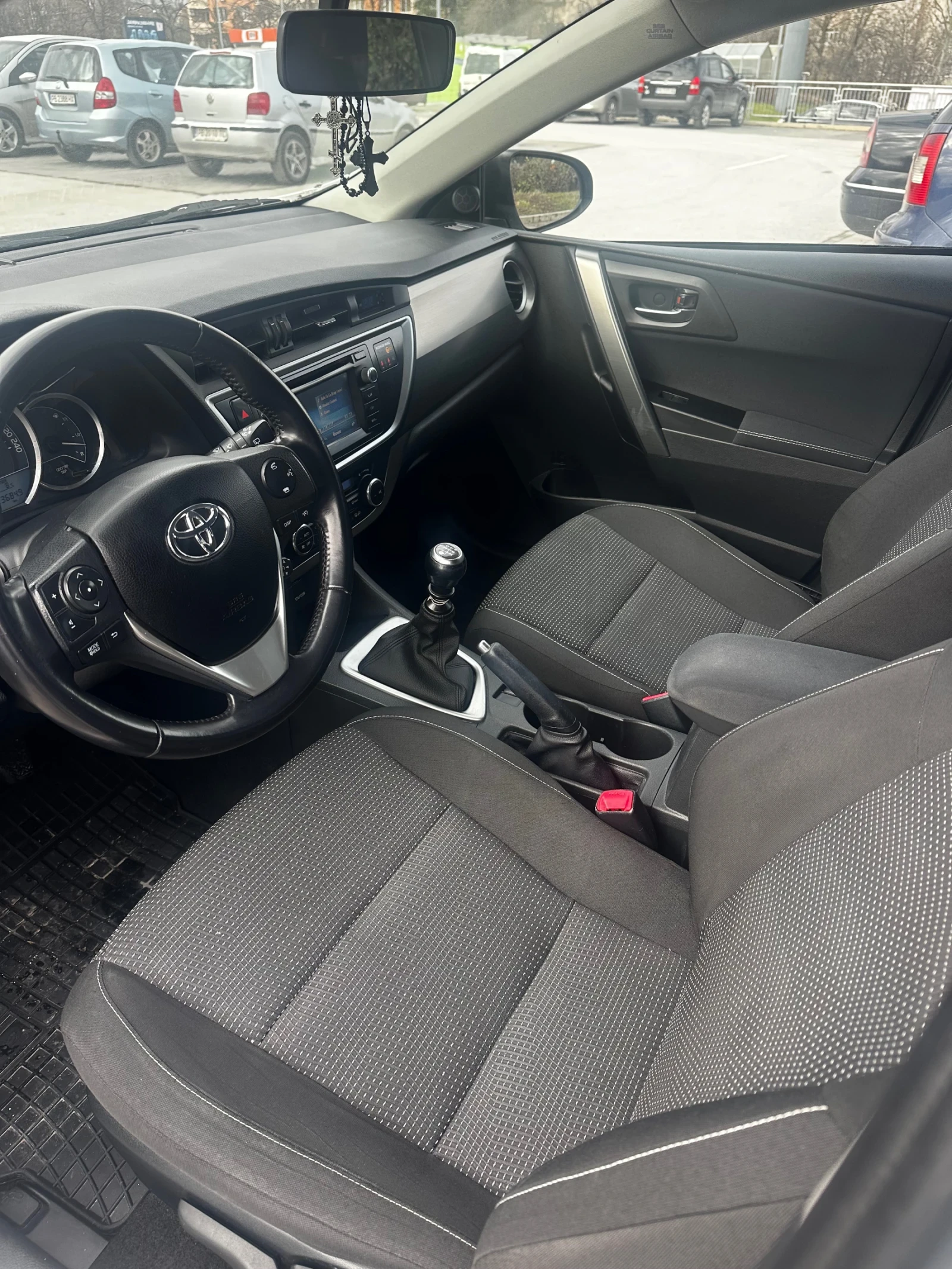 Toyota Auris | Mobile.bg � ����������� 14