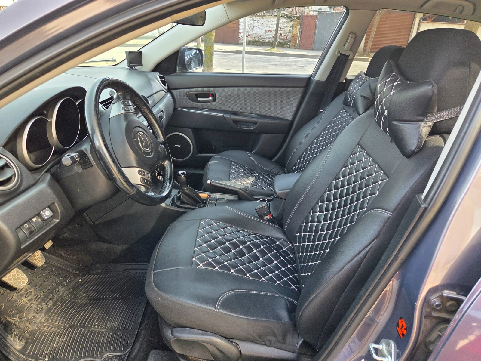 Mazda 3 2.0i 150к.с. бенз. / газ, снимка 11 - Автомобили и джипове - 53871351