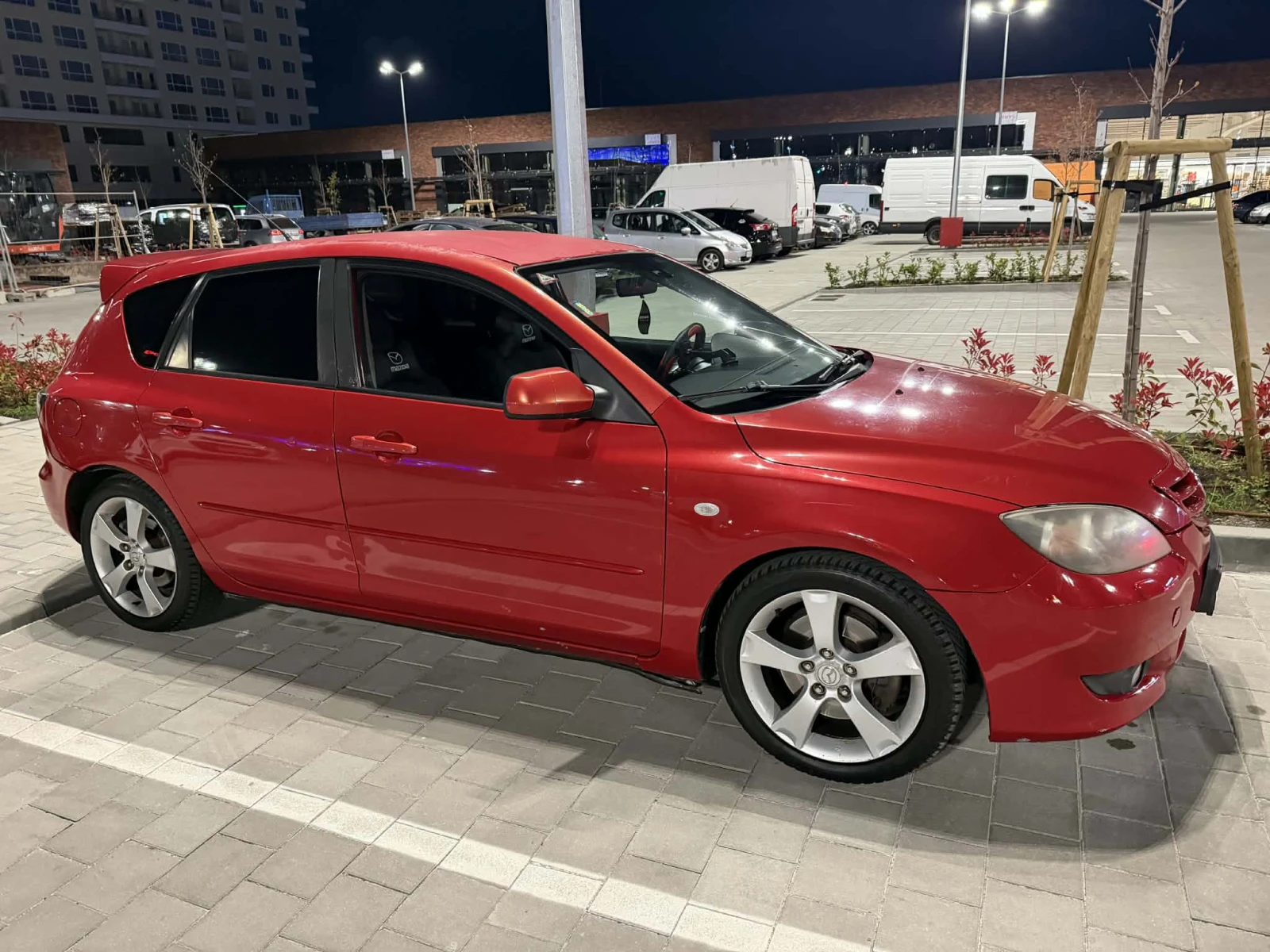 Mazda 3 2.0 i | Mobile.bg � ����������� 13