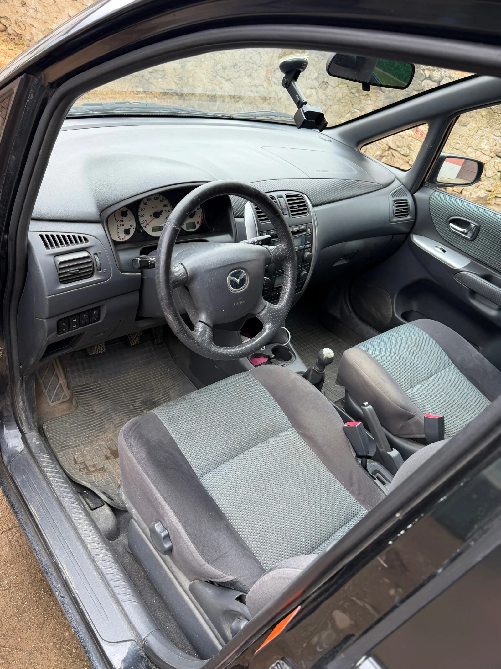 Mazda Premacy GAS 1.8, снимка 6 - Автомобили и джипове - 54379283