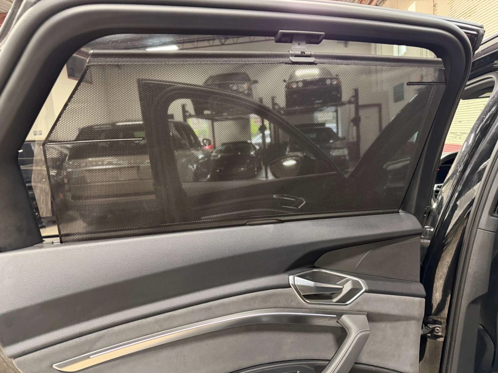 Audi E-Tron Technik quattro S-Line - 360 CAMERA - ЦЕНА ДО БГ, снимка 13 - Автомобили и джипове - 54824675