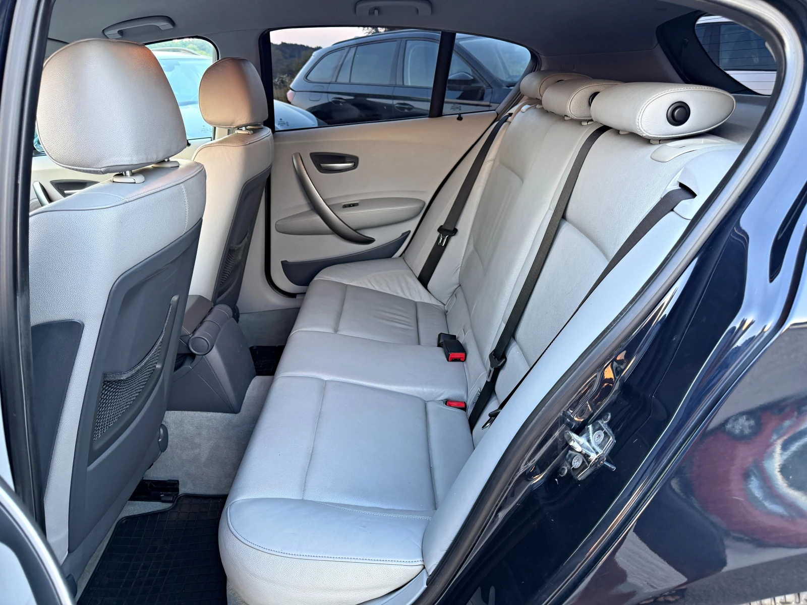 BMW 120 163кс 6 скорости ПОДГРЕВ NAVI, снимка 8 - Автомобили и джипове - 55108305