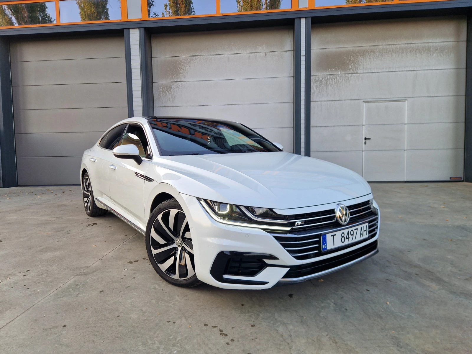 VW Arteon R-Line Full ТОП Перла , снимка 2 - Автомобили и джипове - 55625924
