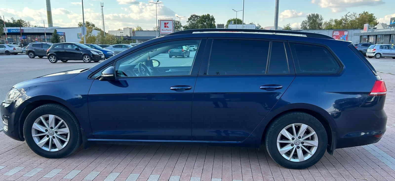 VW Golf VII variant 110 к.с., снимка 9 - Автомобили и джипове - 56512035