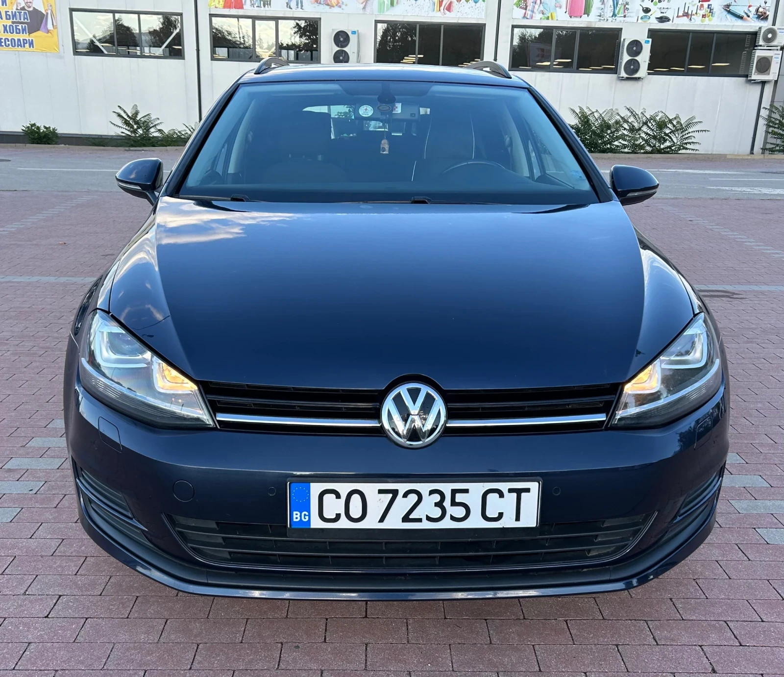 VW Golf VII variant 110 к.с., снимка 2 - Автомобили и джипове - 56512035