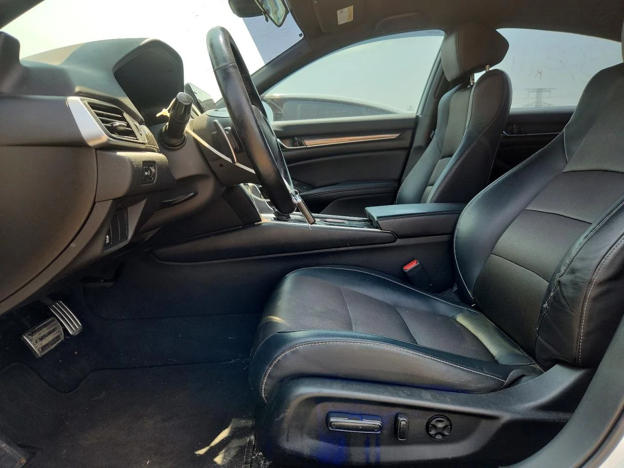 Honda Accord 1.5l Sport, снимка 7 - Автомобили и джипове - 56025731