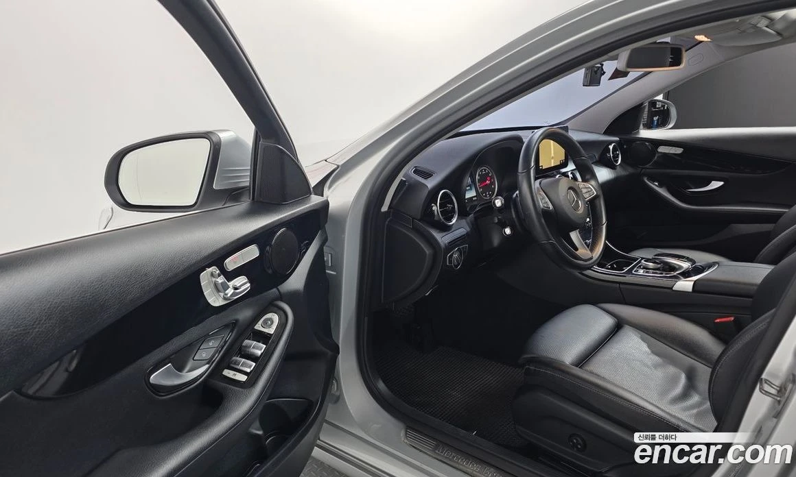 Mercedes-Benz C 200 C200, снимка 10 - Автомобили и джипове - 56117178