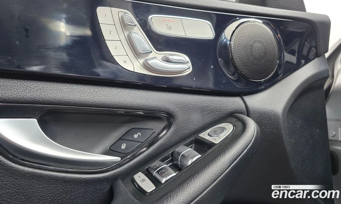 Mercedes-Benz C 200 C200, снимка 12 - Автомобили и джипове - 56117178