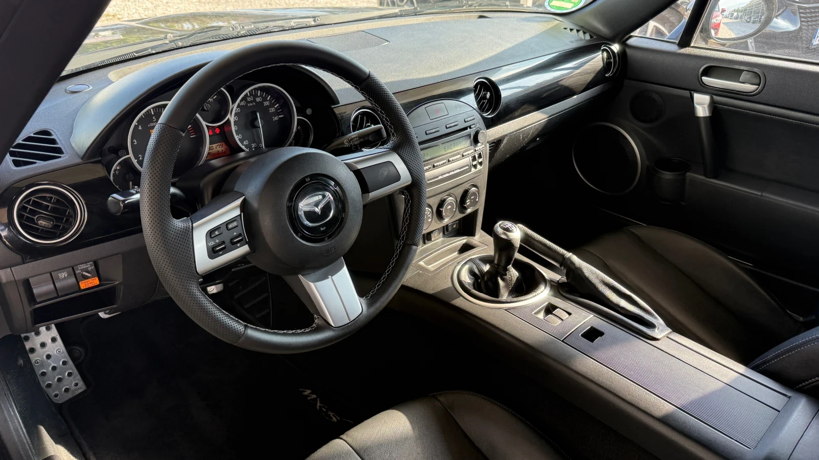 Mazda Mx-5 2.0 i, снимка 7 - Автомобили и джипове - 56659488