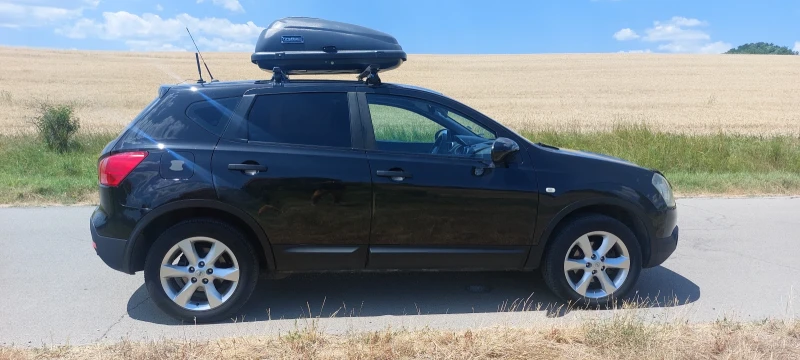 Nissan Qashqai, снимка 8 - Автомобили и джипове - 52453157