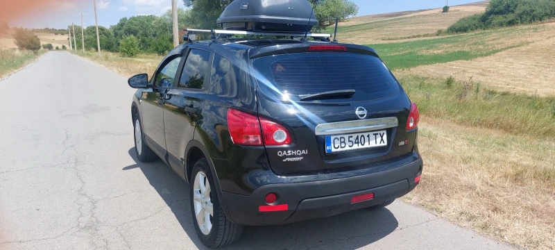 Nissan Qashqai, снимка 10 - Автомобили и джипове - 52453157