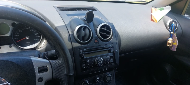 Nissan Qashqai, снимка 5 - Автомобили и джипове - 52453157