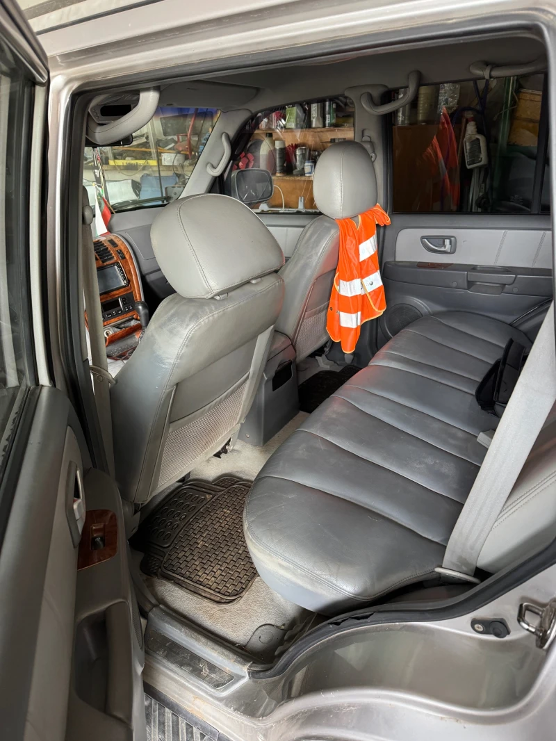 Hyundai Terracan, снимка 4 - Автомобили и джипове - 52534232