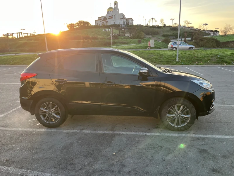 Hyundai IX35, снимка 4 - Автомобили и джипове - 52621394