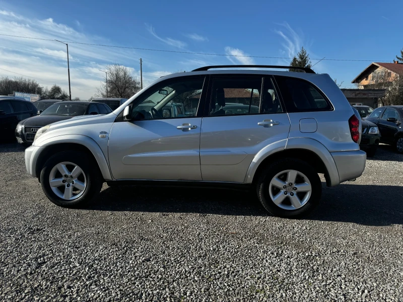 Toyota Rav4 2.0 D4D 116kc 4x4 Италия, снимка 8 - Автомобили и джипове - 52847169