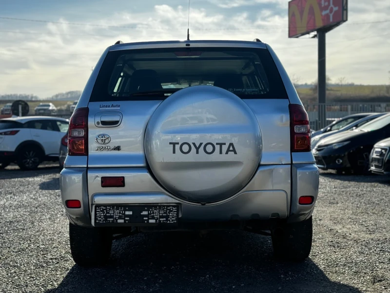 Toyota Rav4 2.0 D4D 116kc 4x4 Италия, снимка 5 - Автомобили и джипове - 52847169