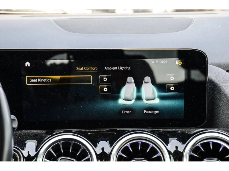 Mercedes-Benz GLA * CARFAX * ЦЕНА ДО БЪЛГАРИЯ, снимка 16 - Автомобили и джипове - 52878143