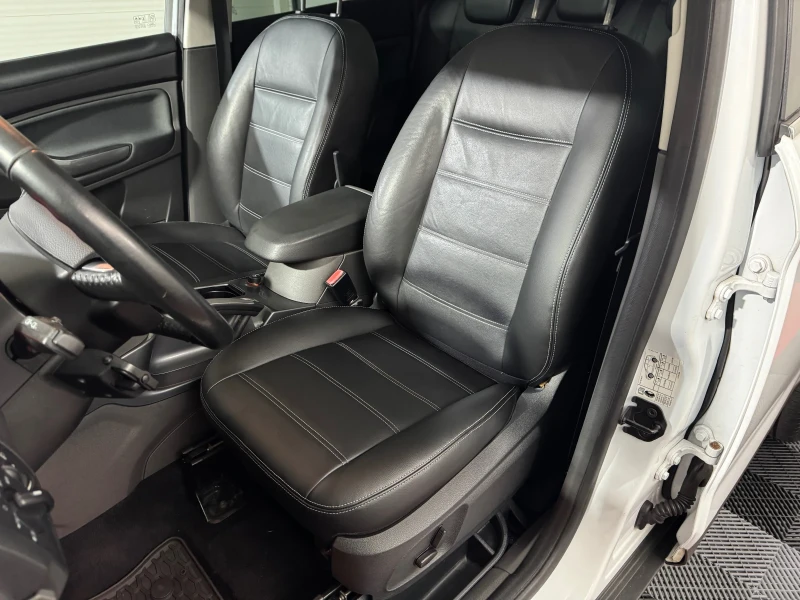 Ford Kuga 2.0 TDCI 4WD  TITANIUM - PANORAMA/ KEYLESS/ HEAT, снимка 13 - Автомобили и джипове - 53329140