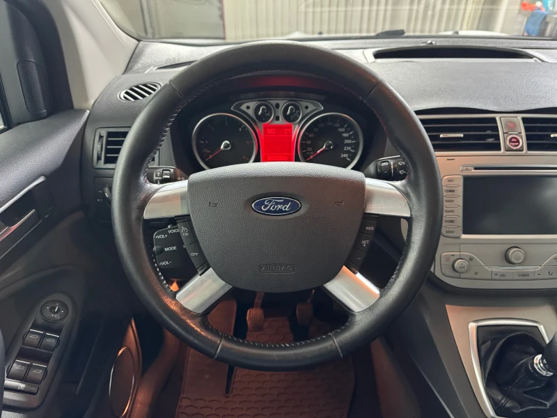 Ford Kuga 2.0 TDCI 4WD  TITANIUM - PANORAMA/ KEYLESS/ HEAT, снимка 10 - Автомобили и джипове - 53329140
