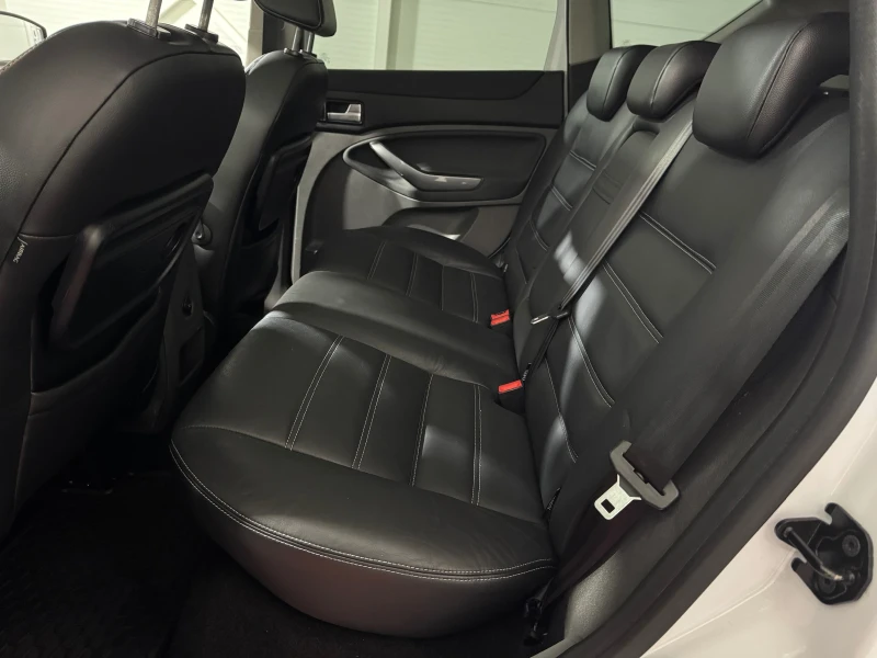 Ford Kuga 2.0 TDCI 4WD  TITANIUM - PANORAMA/ KEYLESS/ HEAT, снимка 14 - Автомобили и джипове - 53329140