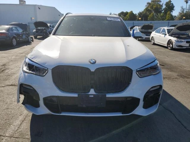 BMW X5 XDRIVE50I* M Sport Pack* Harman/Kardon* Apple Carp, снимка 2 - Автомобили и джипове - 48792106