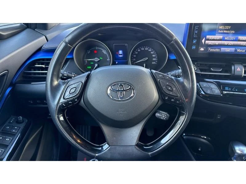 Toyota C-HR 1.8HSD CLUB BI-TONE, снимка 13 - Автомобили и джипове - 54164836