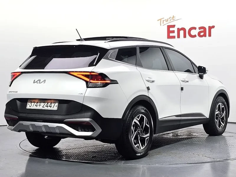 Kia Sportage 1.6 4WD PRESTIGE, снимка 2 - Автомобили и джипове - 55559573